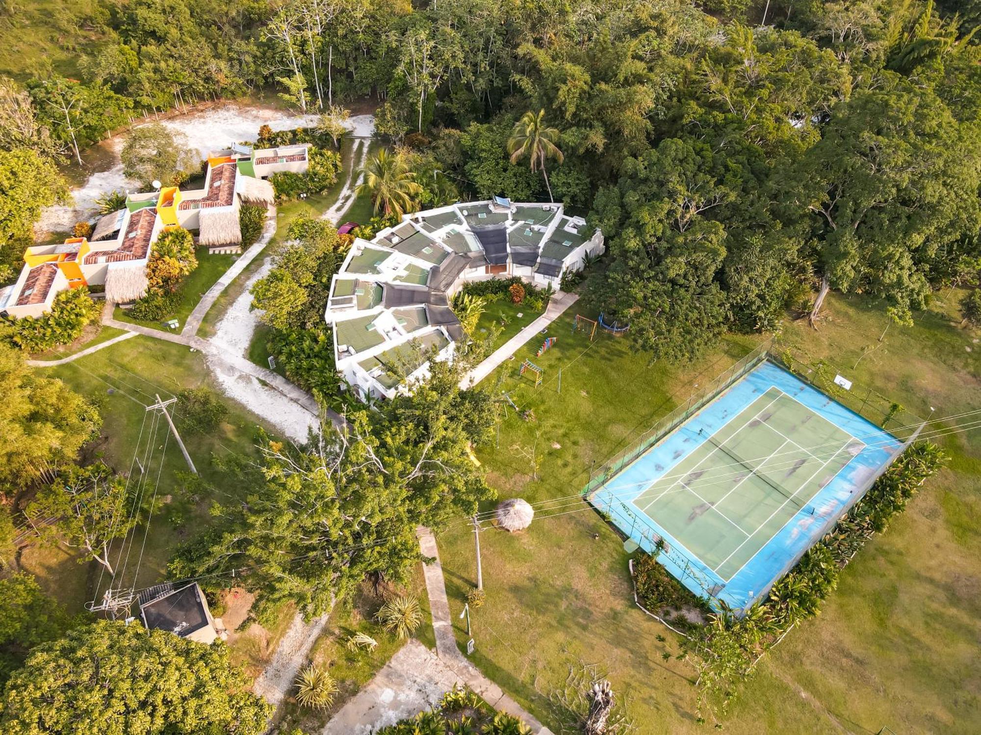 Los Colores Ecoparque Doradal Bagian luar foto